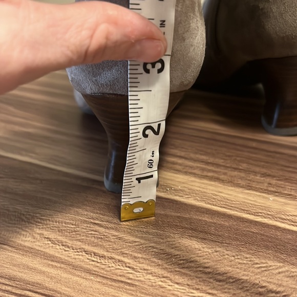 Naya, Anthropologie Dalia gray suede boots with button detail on top. - Picture 15 of 16